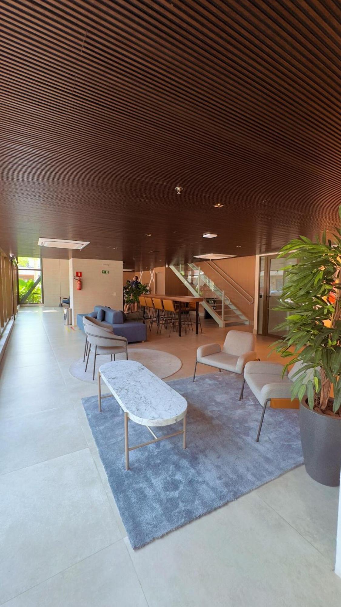 Esmeralda Com Piscina E Vista O Mar